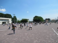 思い切り身体を動かします