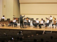 写真は市民音楽会での演奏の様子