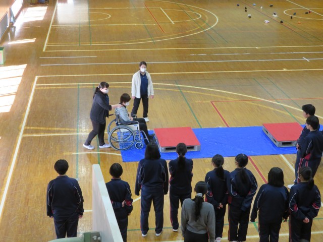 車いす段差