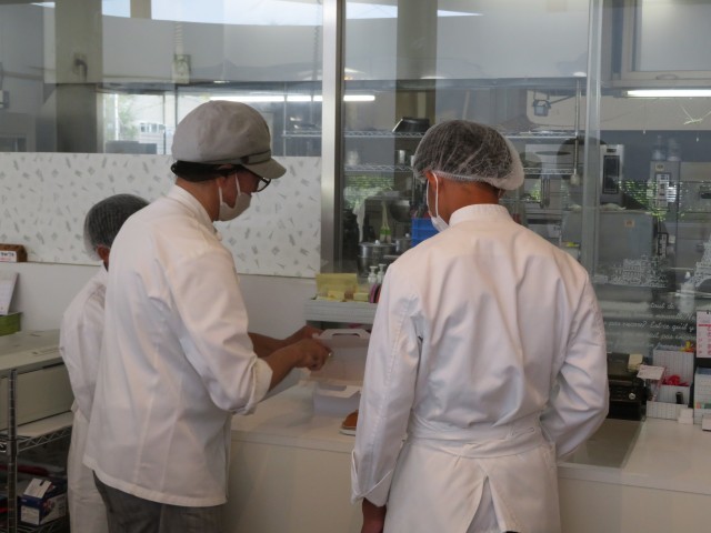 職場体験・ケーキ屋さん